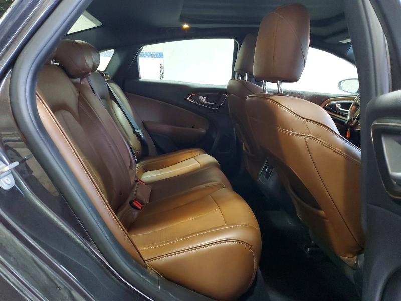 45937106 :رقم المزاد ، 1C3CCCEG8GN130752 vin ، 2016 Chrysler 200 مزاد بيع