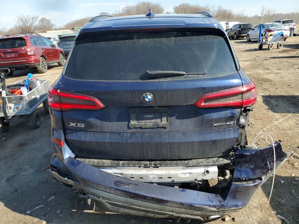 45725366 :رقم المزاد ، 5UXCR6C56KLL26642 vin ، 2019 Bmw X5 مزاد بيع