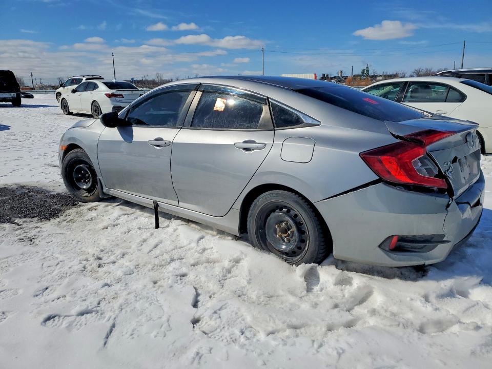 47015336 :رقم المزاد ، 2HGFC2F5XJH007228 vin ، 2018 Honda Civic مزاد بيع