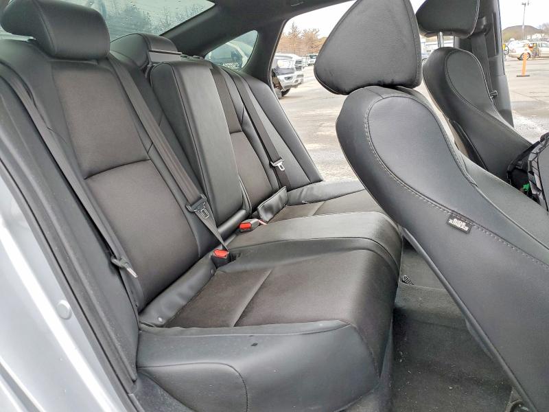 Продаж на аукціоні авто 2019 Honda Accord, vin: 1HGCV1F39KA160883, номер лоту: 47044616