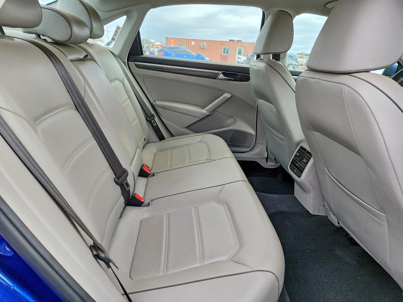 Aukcja sprzedaży 2017 Volkswagen Passat, vin: 1VWBT7A38HC066935, numer aukcji: 47648656