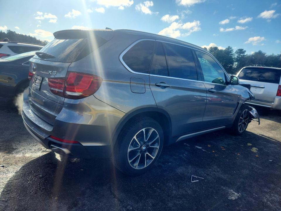 47155646 :رقم المزاد ، 5UXKR0C59J0Y04187 vin ، 2018 Bmw X5 مزاد بيع