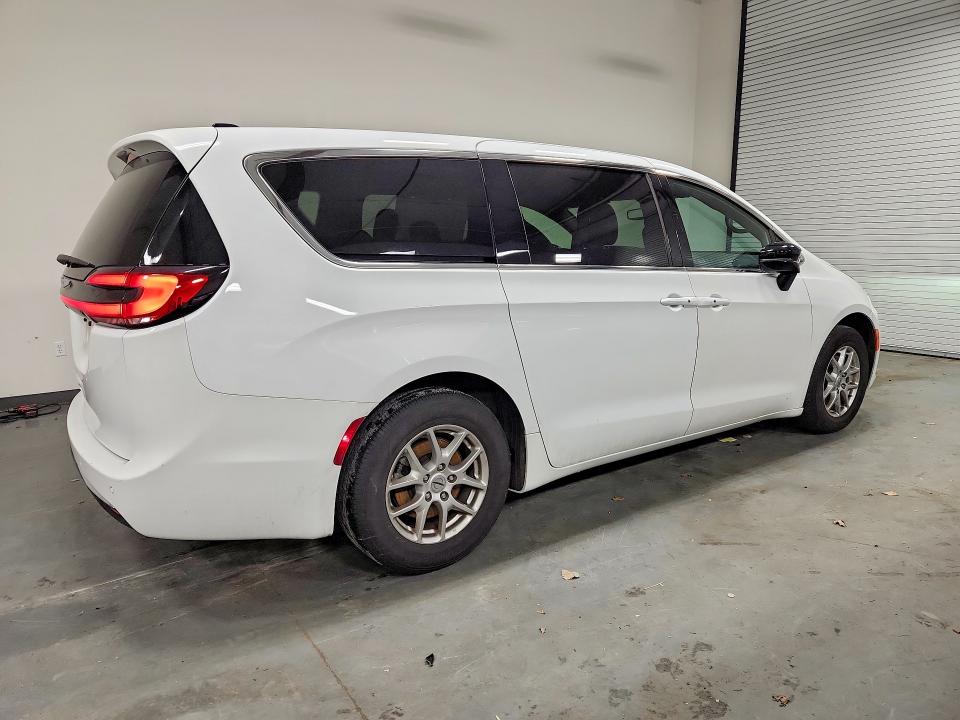 Auction sale of the 2025 Chrysler Pacifica, vin: 2C4RC1BG0SR532470, lot number: 46747416