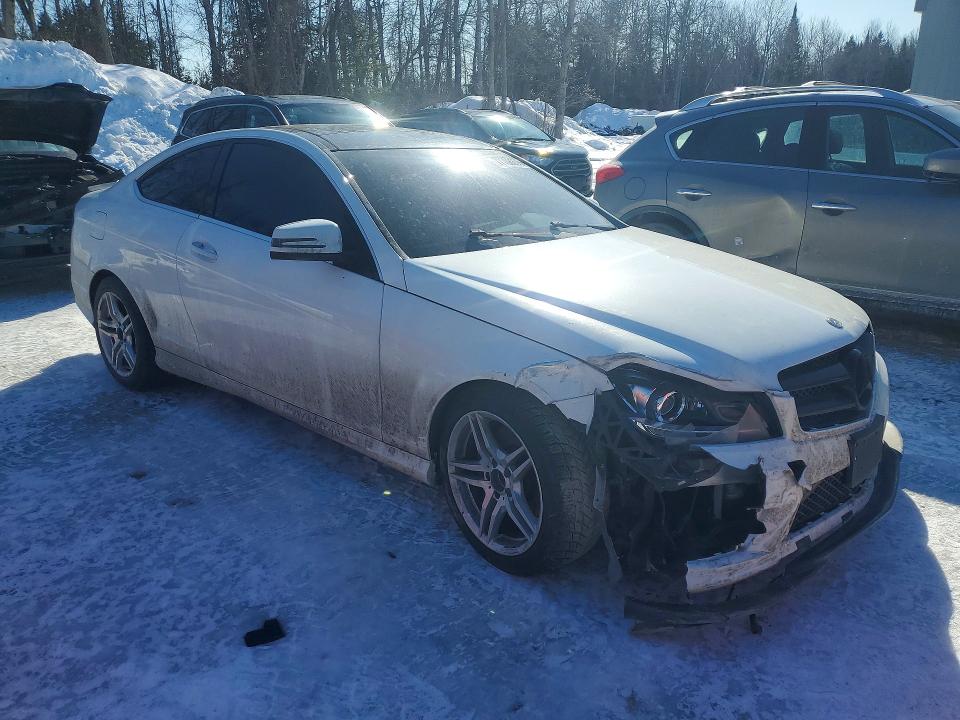 Продажа на аукционе авто 2014 Mercedes-benz C, vin: WDDGJ8JB1EG270269, номер лота: 77708205