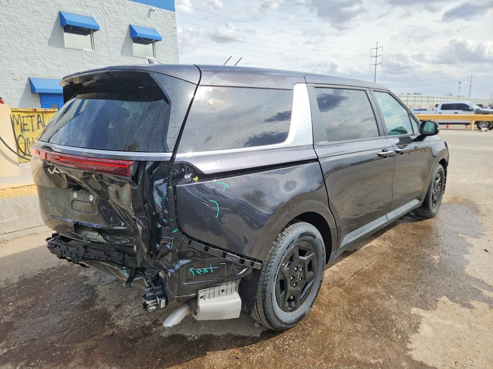 2026 Kia Carnival მანქანა იყიდება აუქციონზე, vin: KNDNB5K32T6598937, აუქციონის ნომერი: 47800596