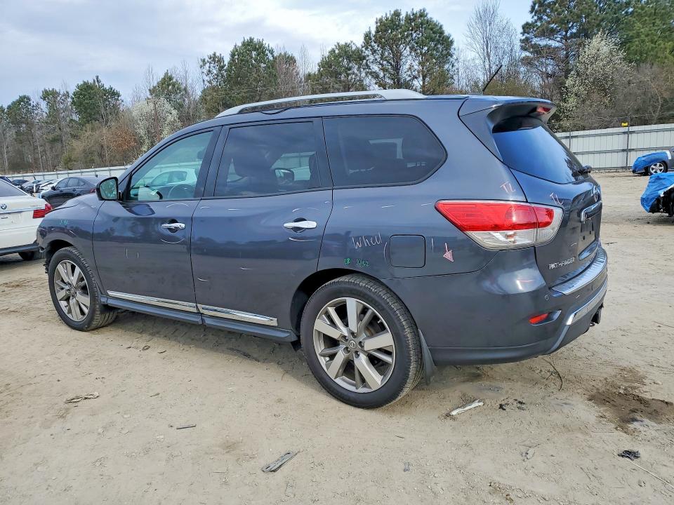 Продажа на аукционе авто 2014 Nissan Pathfinder, vin: 5N1AR2MN5EC600946, номер лота: 45612756