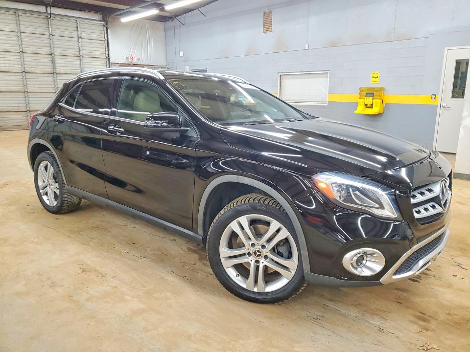 Продажа на аукционе авто 2019 Mercedes-benz Gla, vin: WDCTG4GB9KJ592013, номер лота: 79531515