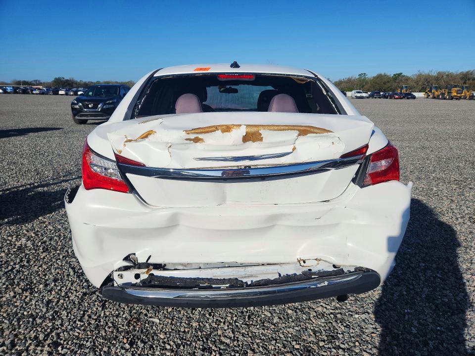 79224045 :رقم المزاد ، 1C3CCBAB1EN208015 vin ، 2014 Chrysler 200 مزاد بيع