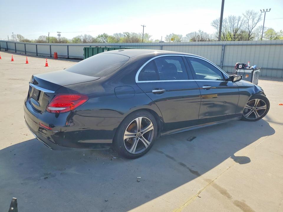 Продажа на аукционе авто 2020 Mercedes-benz E, vin: WDDZF8DB8LA724877, номер лота: 46411596
