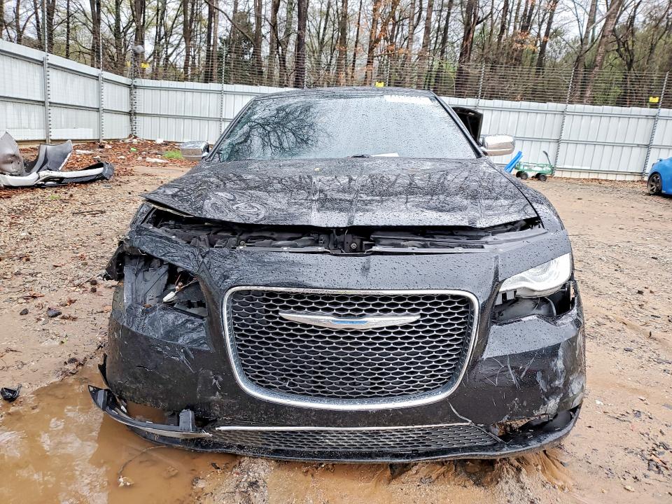 Aukcja sprzedaży 2015 Chrysler 300c, vin: 2C3CCAEG3FH903641, numer aukcji: 41670016