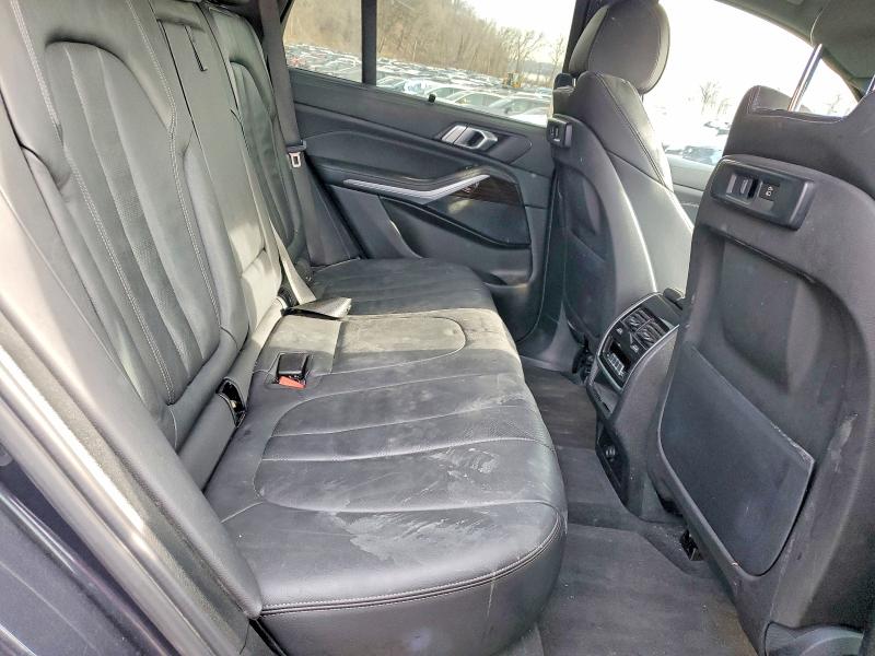 Продажа на аукционе авто 2021 Bmw X5, vin: 5UXCR6C03M9H50061, номер лота: 79258995