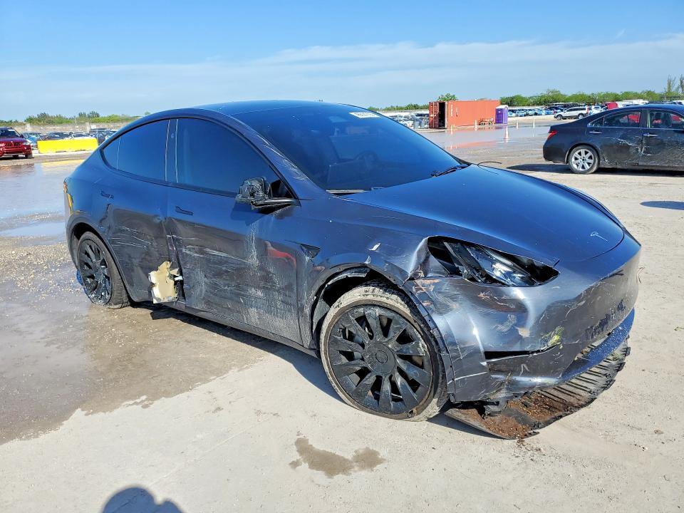 46614706 :رقم المزاد ، 7SAYGDED8PF959484 vin ، 2023 Tesla Model Y مزاد بيع