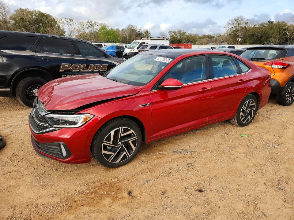 41775956 :رقم المزاد ، 3VWGM7BU9NM030238 vin ، 2022 Volkswagen Jetta مزاد بيع