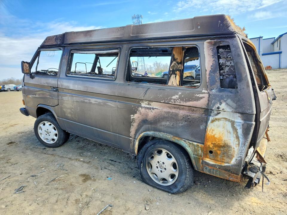 1986 Volkswagen Vanagon მანქანა იყიდება აუქციონზე, vin: WV2XB025XGH117132, აუქციონის ნომერი: 47432036