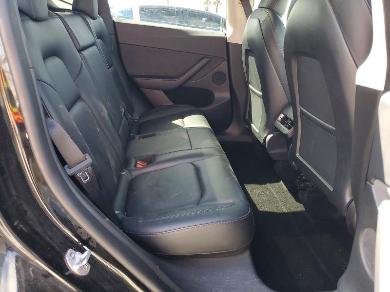 79912625 :رقم المزاد ، 7SAYGDEFXNF536596 vin ، 2022 Tesla Model Y مزاد بيع