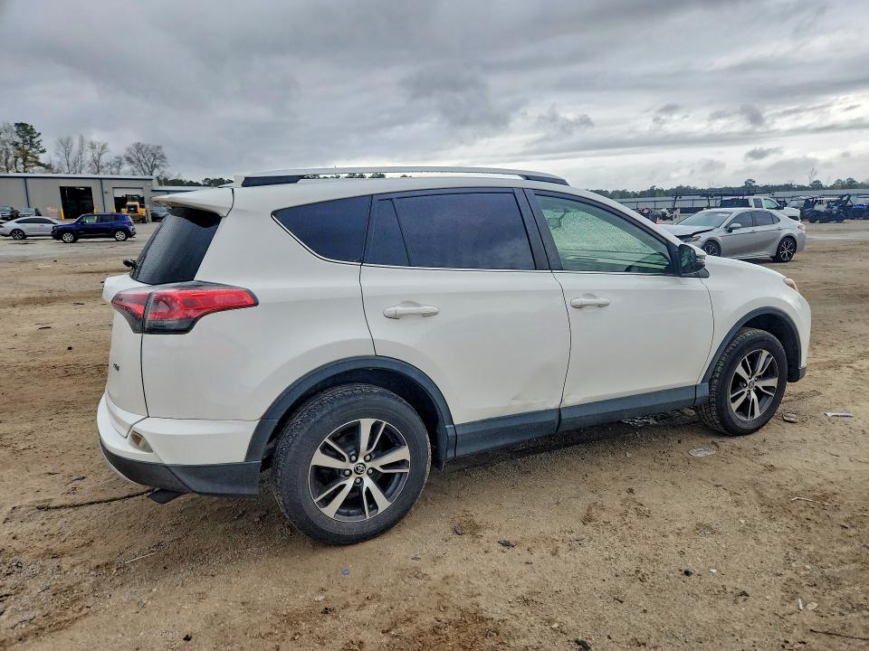 Aukcja sprzedaży 2016 Toyota Rav4, vin: JTMWFREV0GJ081538, numer aukcji: 45985206