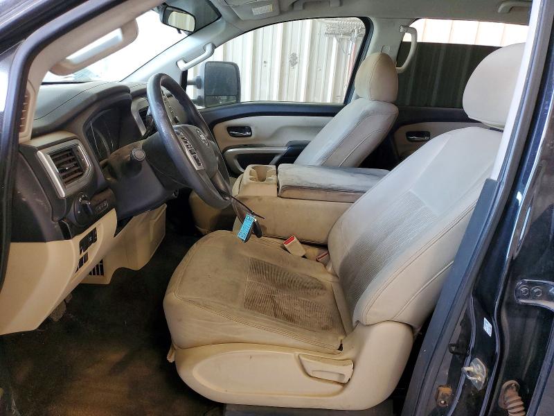 47926586 :رقم المزاد ، 1N6BA1F32HN533301 vin ، 2017 Nissan Titan Xd مزاد بيع