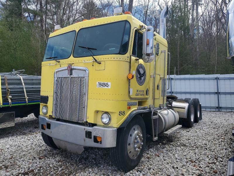 79940945 :رقم المزاد ، 1NKELB9X3JJ372919 vin ، 1988 Kenworth Coe مزاد بيع