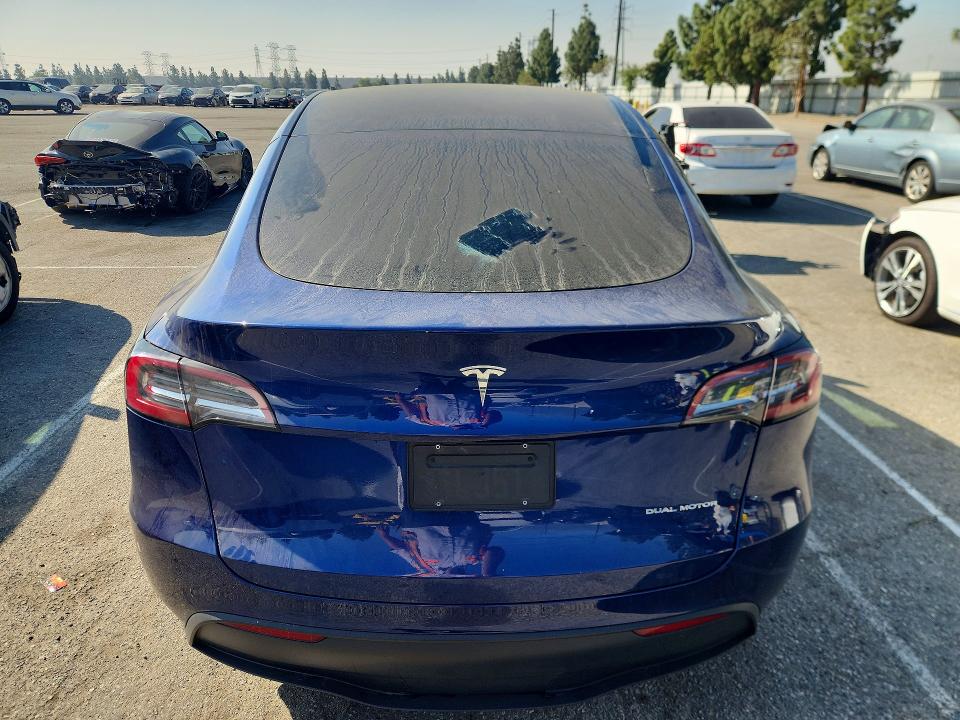 2023 Tesla Model Y მანქანა იყიდება აუქციონზე, vin: 7SAYGDEE7PF836977, აუქციონის ნომერი: 47027056