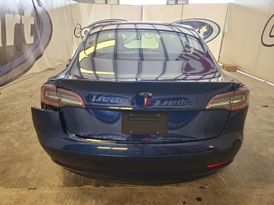 48025116 :رقم المزاد ، 5YJ3E1EA0NF371075 vin ، 2022 Tesla Model 3 مزاد بيع