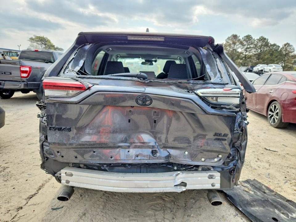 47342866 :رقم المزاد ، 2T3P1RFV6MC213556 vin ، 2021 Toyota Rav4 مزاد بيع