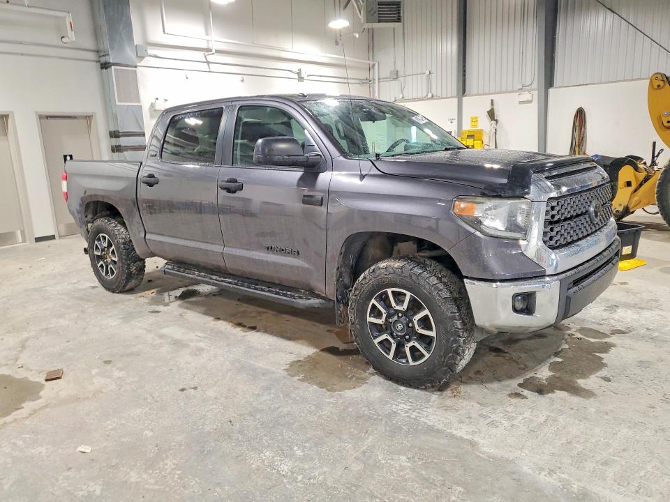 2018 Toyota Tundra მანქანა იყიდება აუქციონზე, vin: 5TFDY5F11JX731729, აუქციონის ნომერი: 46975796