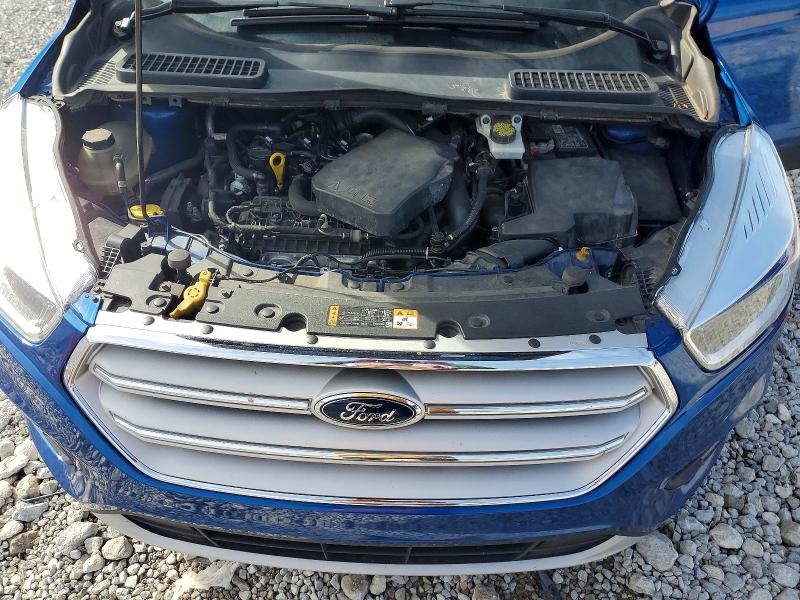 47351216 :رقم المزاد ، 1FMCU9GD5JUC61967 vin ، 2018 Ford Escape مزاد بيع