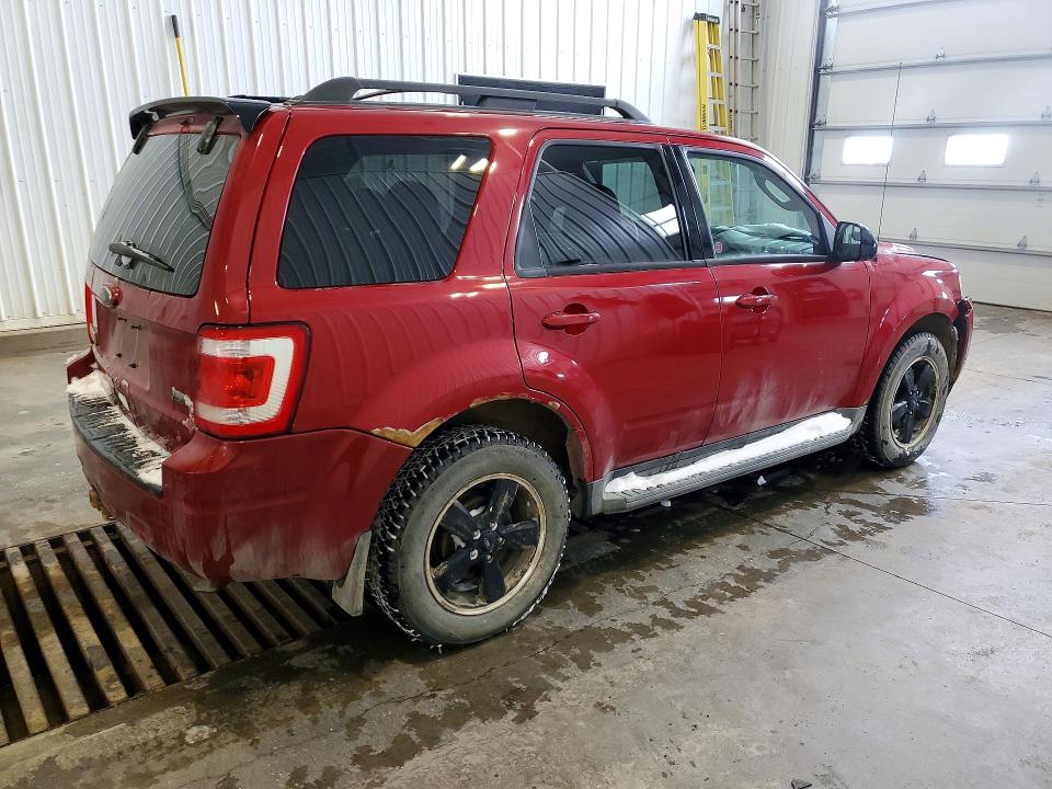 47008426 :رقم المزاد ، 1FMCU9DG9AKB73322 vin ، 2010 Ford Escape مزاد بيع