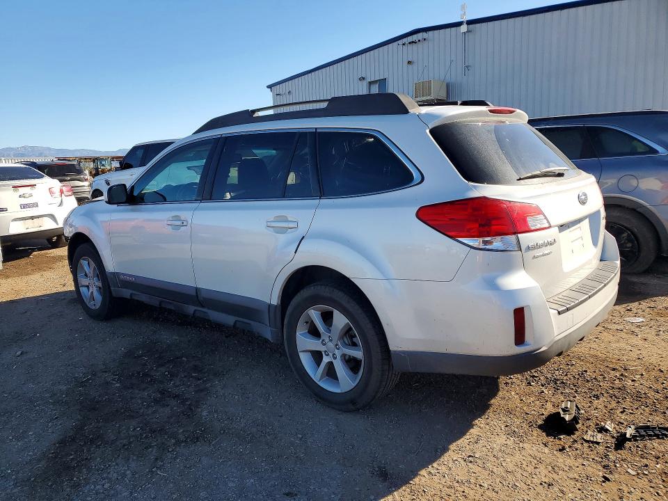 2013 Subaru Outback მანქანა იყიდება აუქციონზე, vin: 4S4BRBGC0D3304746, აუქციონის ნომერი: 45773226