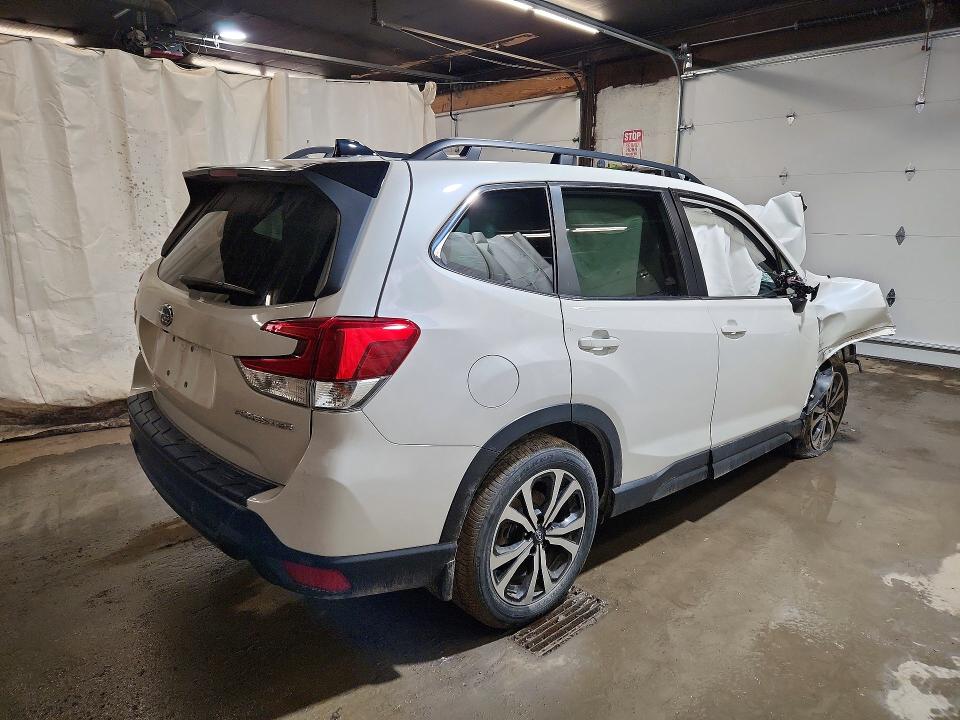 Продажа на аукционе авто 2024 Subaru Forester, vin: JF2SKALC0RH444378, номер лота: 47932356