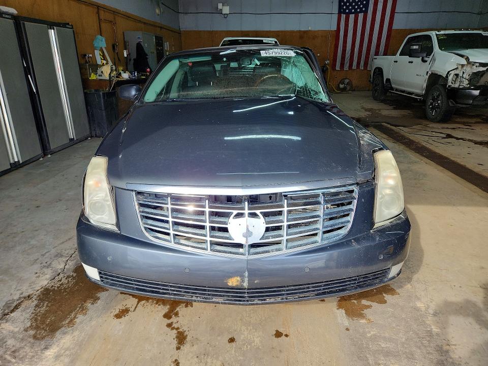 45799226 :رقم المزاد ، 1G6KH5EY3AU107232 vin ، 2010 Cadillac Dts مزاد بيع