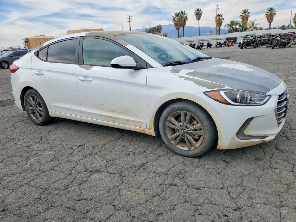 Продажа на аукционе авто 2018 Hyundai Elantra, vin: 5NPD84LFXJH290706, номер лота: 45968056