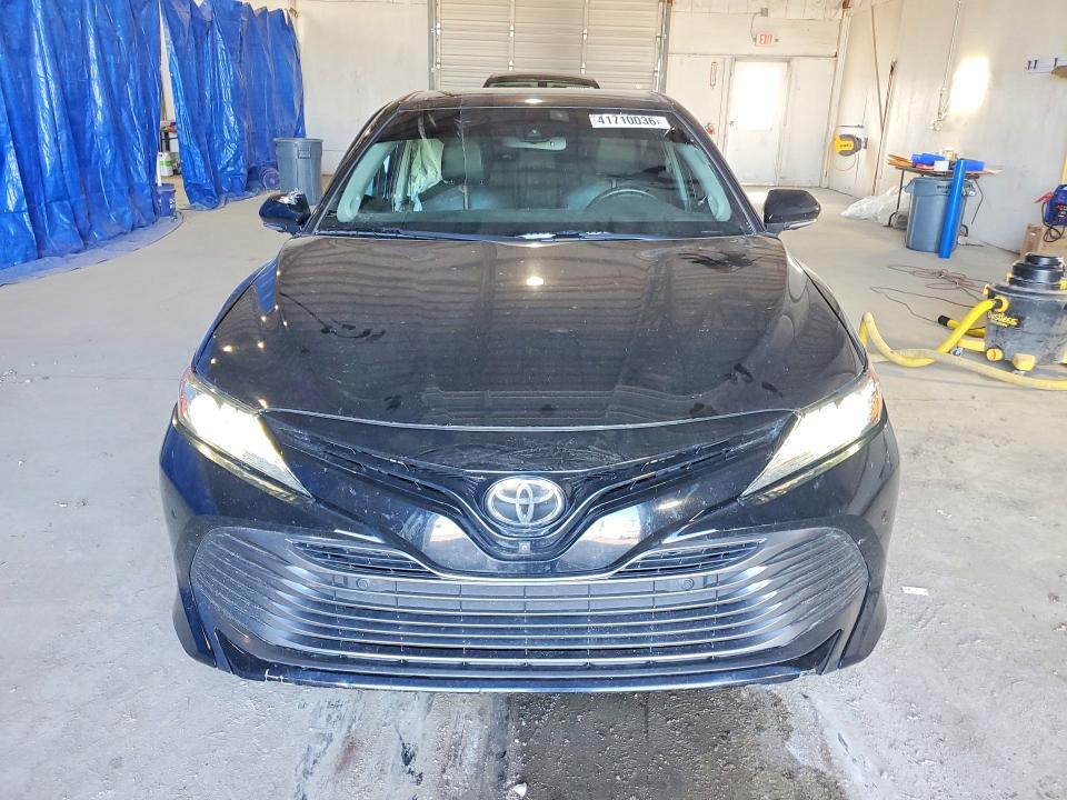 Aukcja sprzedaży 2018 Toyota Camry, vin: 4T1B11HK2JU030575, numer aukcji: 41710036