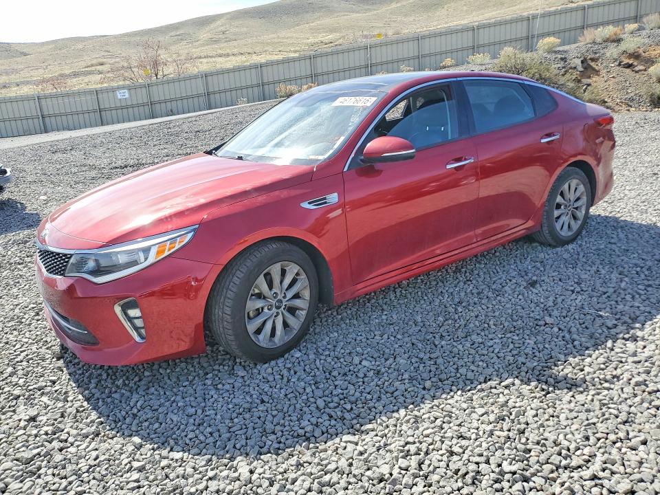 Продаж на аукціоні авто 2018 Kia Optima, vin: 5XXGT4L38JG203897, номер лоту: 46176616