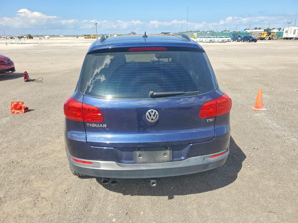 Продажа на аукционе авто 2016 Volkswagen Tiguan, vin: WVGAV7AXXGW591743, номер лота: 79275805