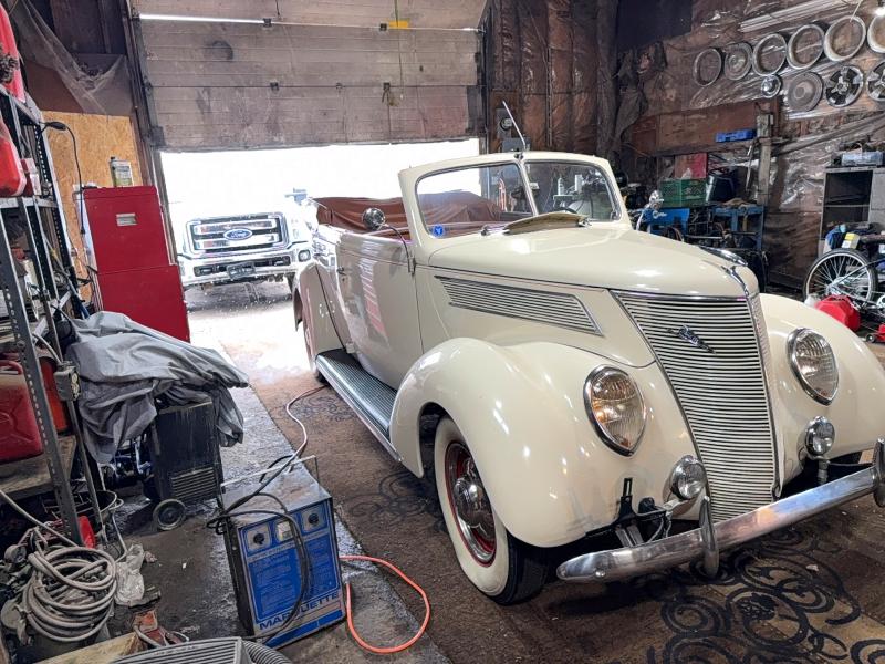 Aukcja sprzedaży 1937 Ford Deluxe, vin: 740768, numer aukcji: 47401016