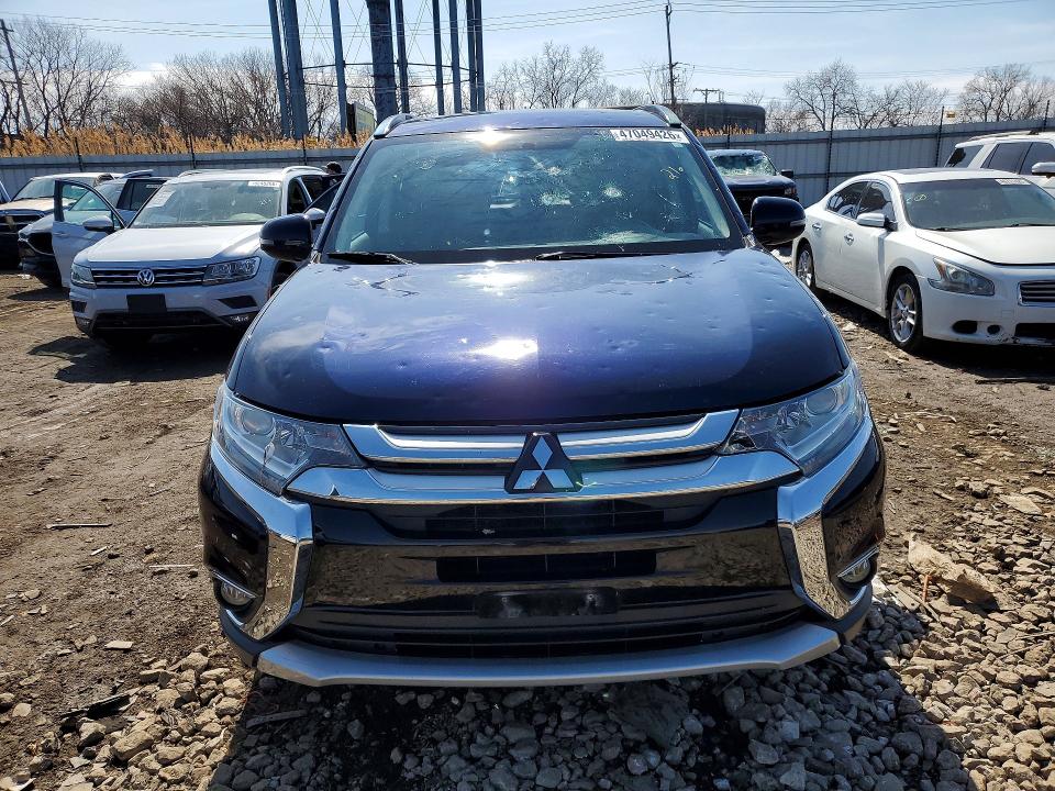 Продаж на аукціоні авто 2016 Mitsubishi Outlander, vin: JA4AZ3A38GZ033588, номер лоту: 47049426