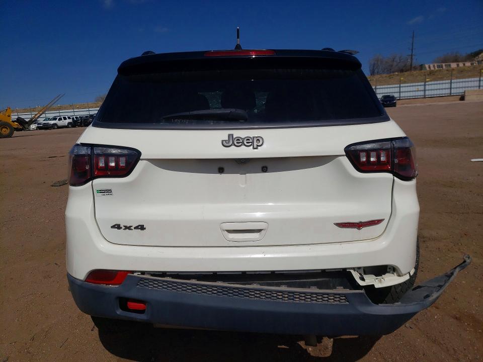 45849046 :رقم المزاد ، 3C4NJDDB6LT221180 vin ، 2020 Jeep Compass مزاد بيع
