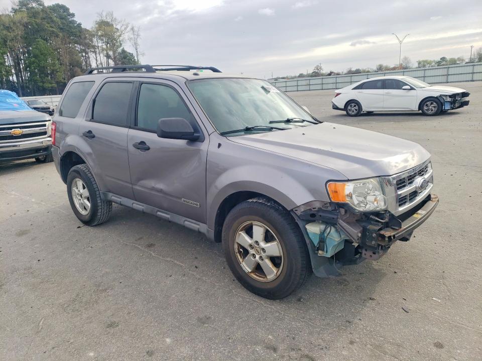 45977406 :رقم المزاد ، 1FMCU93Z78KD42184 vin ، 2008 Ford Escape مزاد بيع