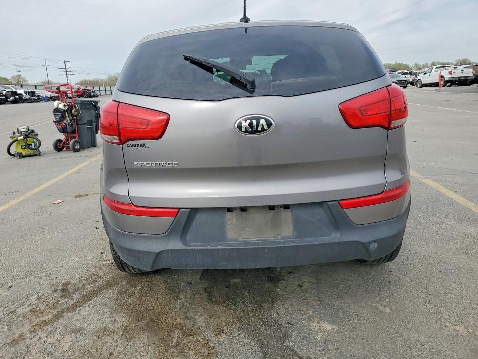 47077786 :رقم المزاد ، KNDPBCAC1G7844780 vin ، 2016 Kia Sportage مزاد بيع