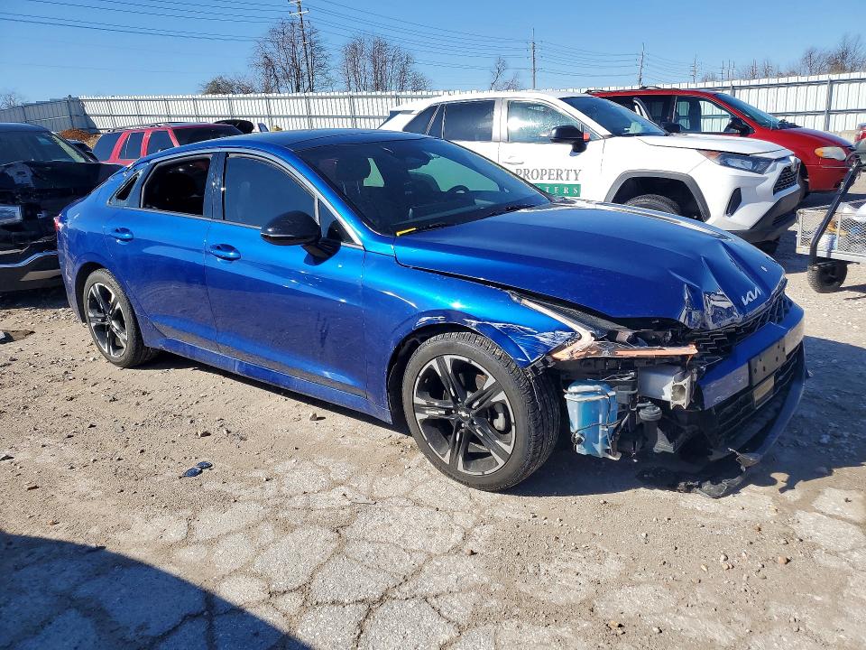 2022 Kia K5 მანქანა იყიდება აუქციონზე, vin: 5XXG64J26NG086229, აუქციონის ნომერი: 46620606