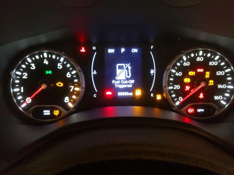 2018 Jeep Renegade მანქანა იყიდება აუქციონზე, vin: ZACCJABBXJPH43520, აუქციონის ნომერი: 47168836
