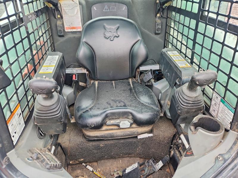 79933765 :رقم المزاد ، ALJU18824 vin ، 2016 Bobcat T590 مزاد بيع