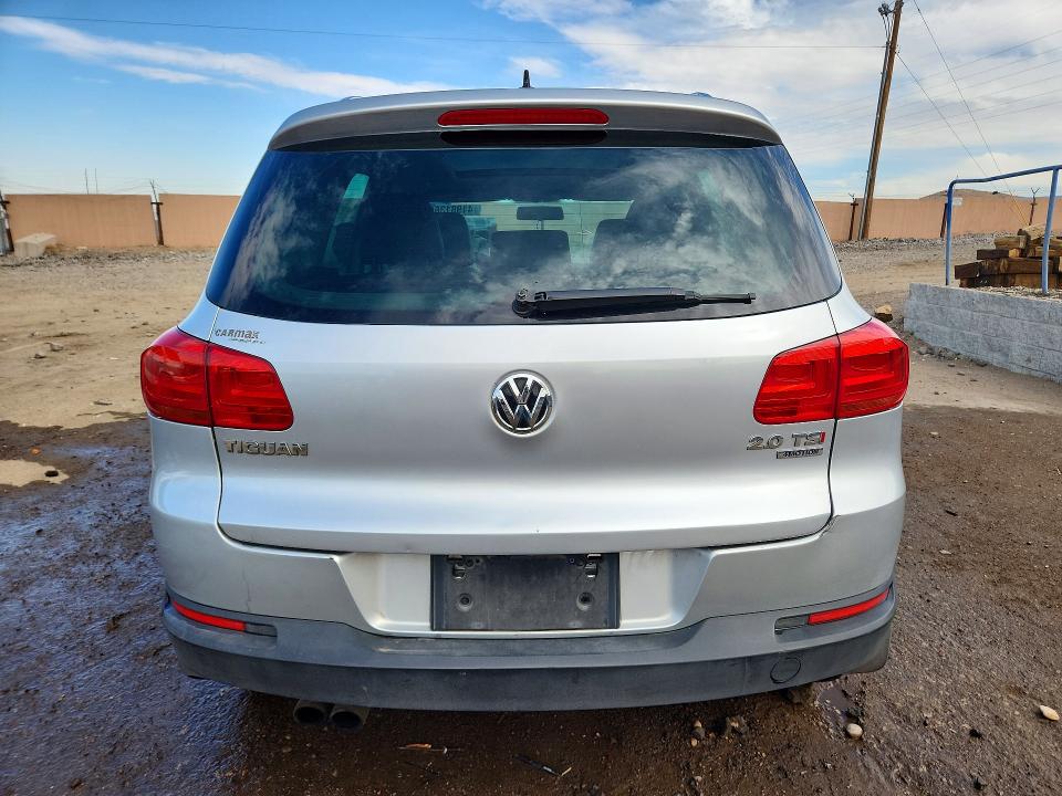 2013 Volkswagen Tiguan მანქანა იყიდება აუქციონზე, vin: WVGBV7AX3DW537832, აუქციონის ნომერი: 41981366