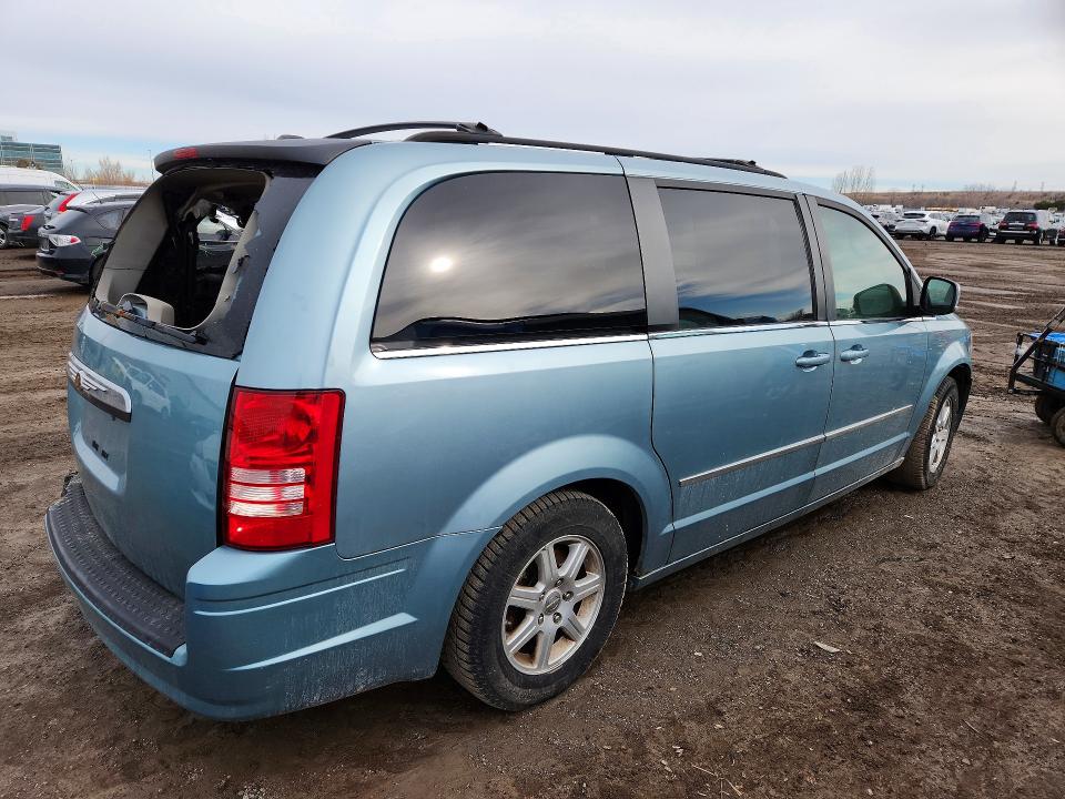 2010 Chrysler Town & Country მანქანა იყიდება აუქციონზე, vin: 2A4RR5DX5AR493483, აუქციონის ნომერი: 79763285