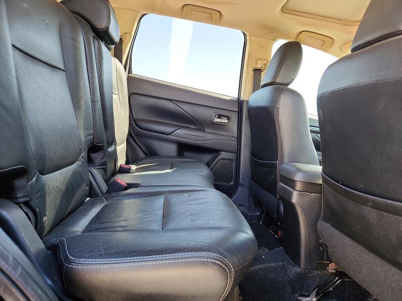 47043906 :رقم المزاد ، JA4AD3A3XJZ004857 vin ، 2018 Mitsubishi Outlander مزاد بيع