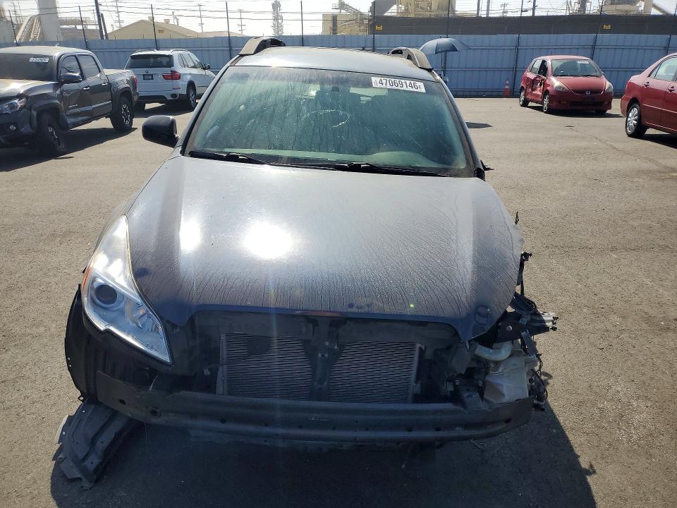 2013 Subaru Outback მანქანა იყიდება აუქციონზე, vin: 4S4BRDKC8D2288983, აუქციონის ნომერი: 47069146