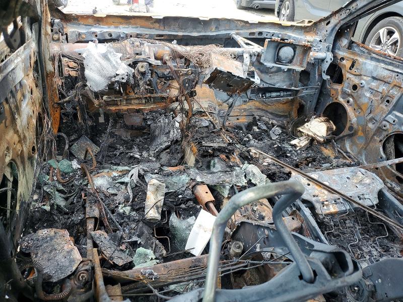 48196426 :رقم المزاد ، 4T1T11AK4MU494650 vin ، 2021 Toyota Camry مزاد بيع