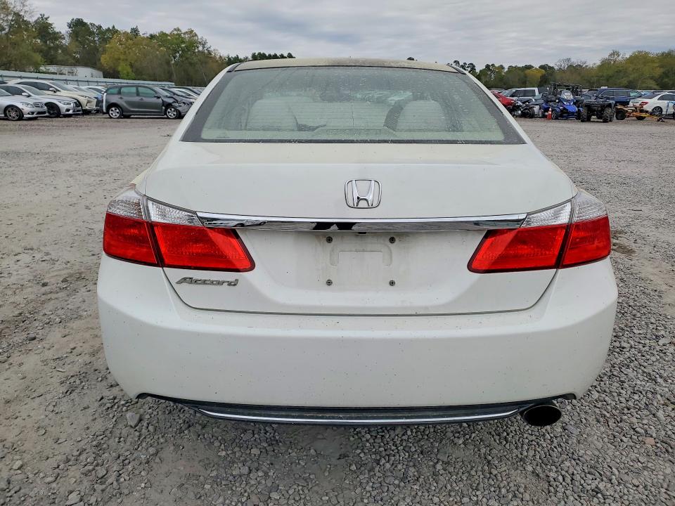 2015 Honda Accord მანქანა იყიდება აუქციონზე, vin: 1HGCR2F72FA076620, აუქციონის ნომერი: 46957846