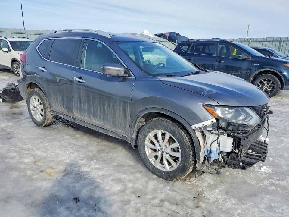 2018 Nissan Rogue მანქანა იყიდება აუქციონზე, vin: 5N1AT2MV7JC823677, აუქციონის ნომერი: 79967225